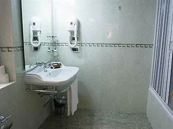 Dependance Dei Consoli 3* Roma